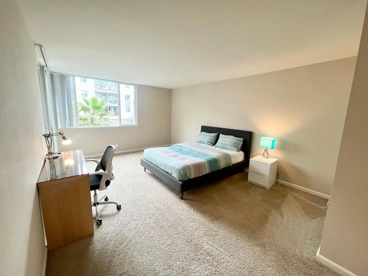 Luxury Marina Unit 2 Bedrooms 2 Bathrooms Los Angeles Aparthotel
